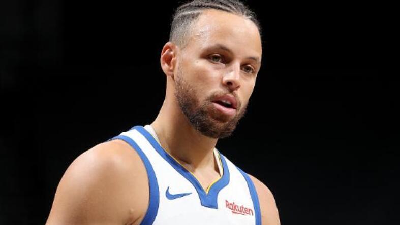 开云体育app-关于集结日金州勇士调整名单以备意甲；更衣室发声环节打磨；球迷炸锅；赛季目标并未改变的信息