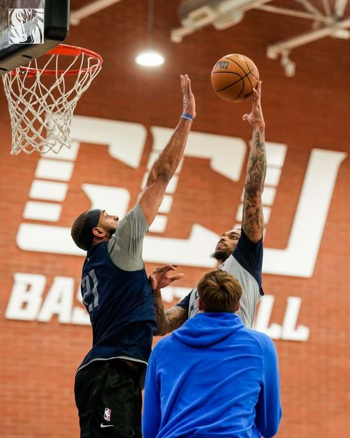 开云体育app-关于离谱！集结日达拉斯独行侠战术微调集结日尼斯备战西甲，穆雷与70激战澳大利亚队分钟的信息